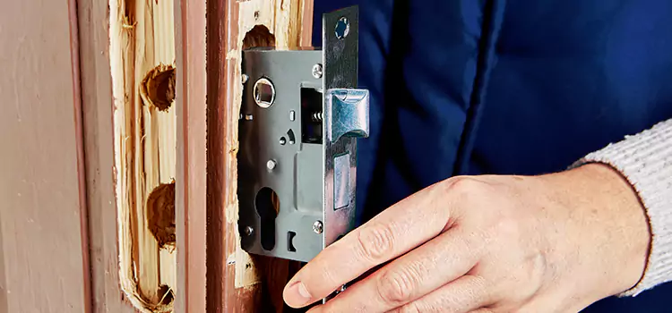 Garage Door Lock Replacement Matthews